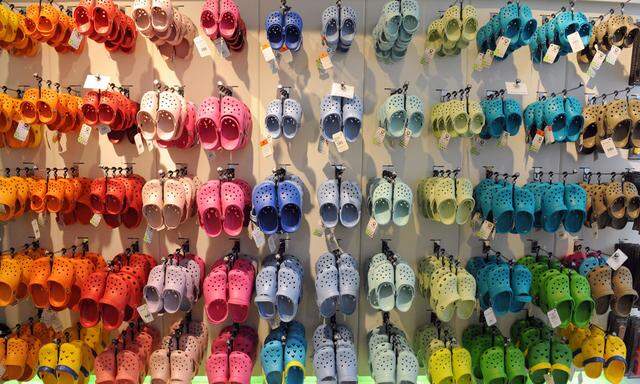 Bunte Crocs