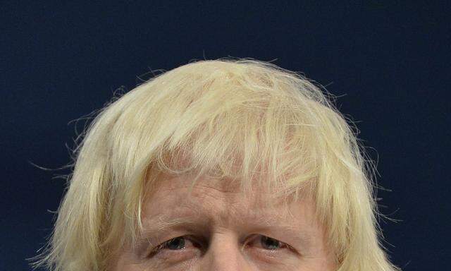 Ex-Außenminister Boris Johnson hört nicht auf, die Linie von Premierministerin Theresa May zu kritisieren: Sie ziehe „mit gehisster weißer Fahne in die Schlacht“. 