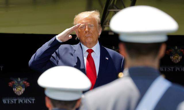 US-Präsident Donald Trump bei einem Auftritt vor der Abschlussklasse der berühmten Militärakademie West Point am Samstag.