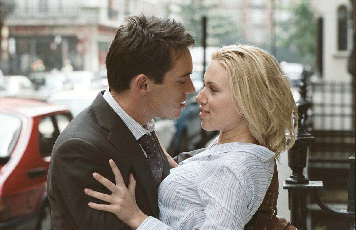 Seine 39. Regiearbeit entstand erstmals komplett in England: Im Drama "Match Point" (2005) übernahmen Jonathan Rhys-Meyers und Allens Muse Scarlett Johansson die Hauptrollen.