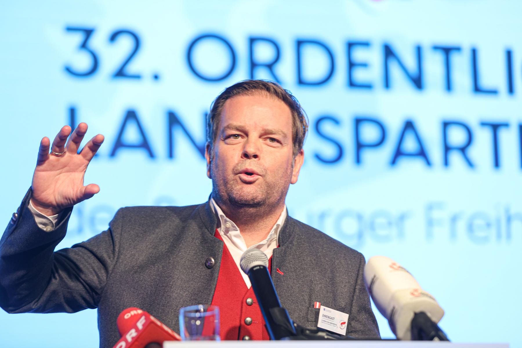 Tirolski vodja FPÖ Markus Abwerzger zahteva odpoved izvedbe Evrovizije v Avstriji