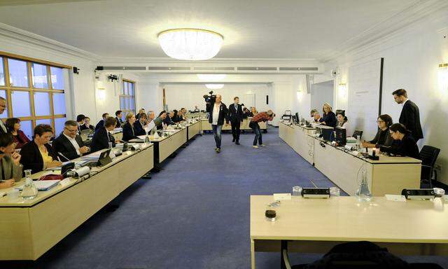 Symbolbild: Sitzung des BVT- U- Ausschusses im Parlament in Wien