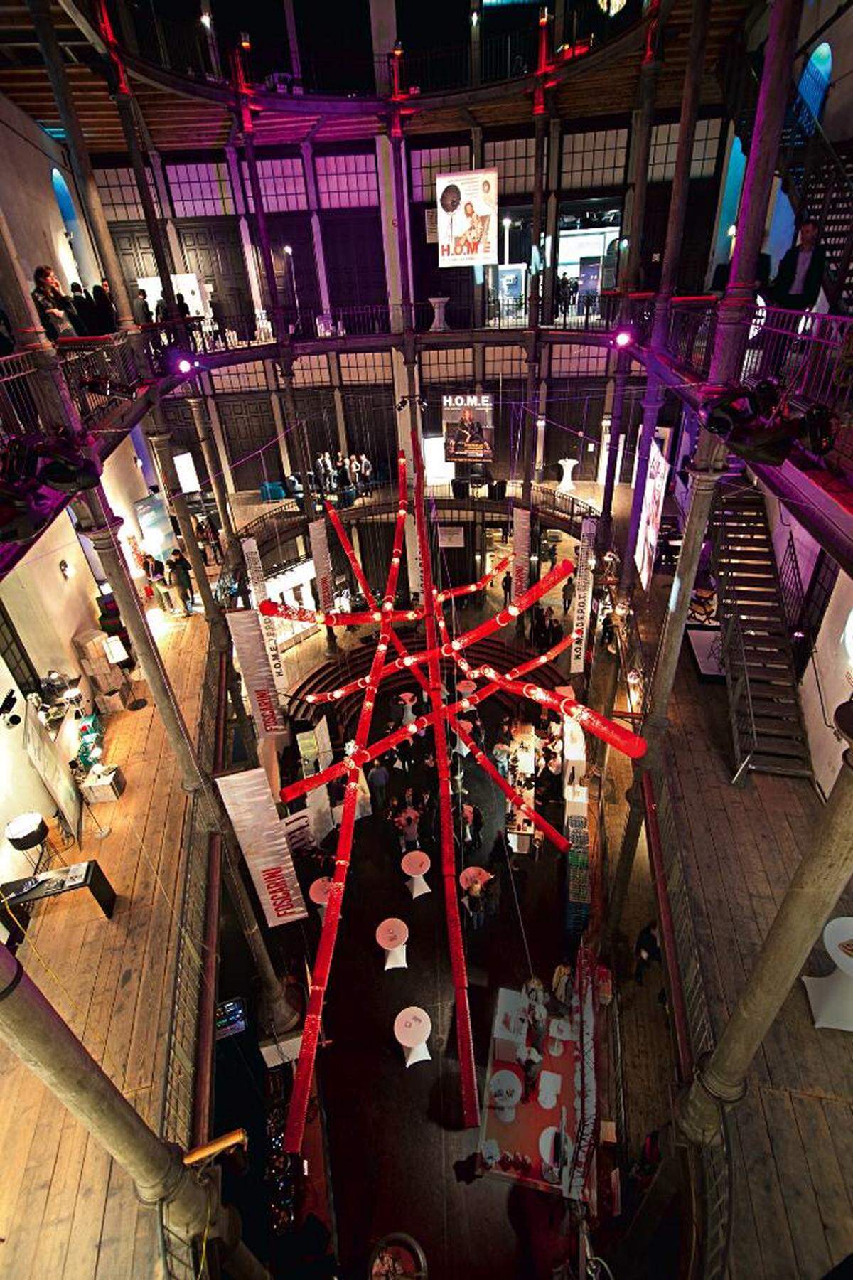 Auf über 4000 Quadratmetern Ausstellungsfläche zeigt die Messe Home Depot bis zum 18. März namhafte internationale Designhersteller.