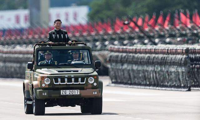 Beobachter sehen unter Xi Jinping eine neue Mao-Ära angebrochen.