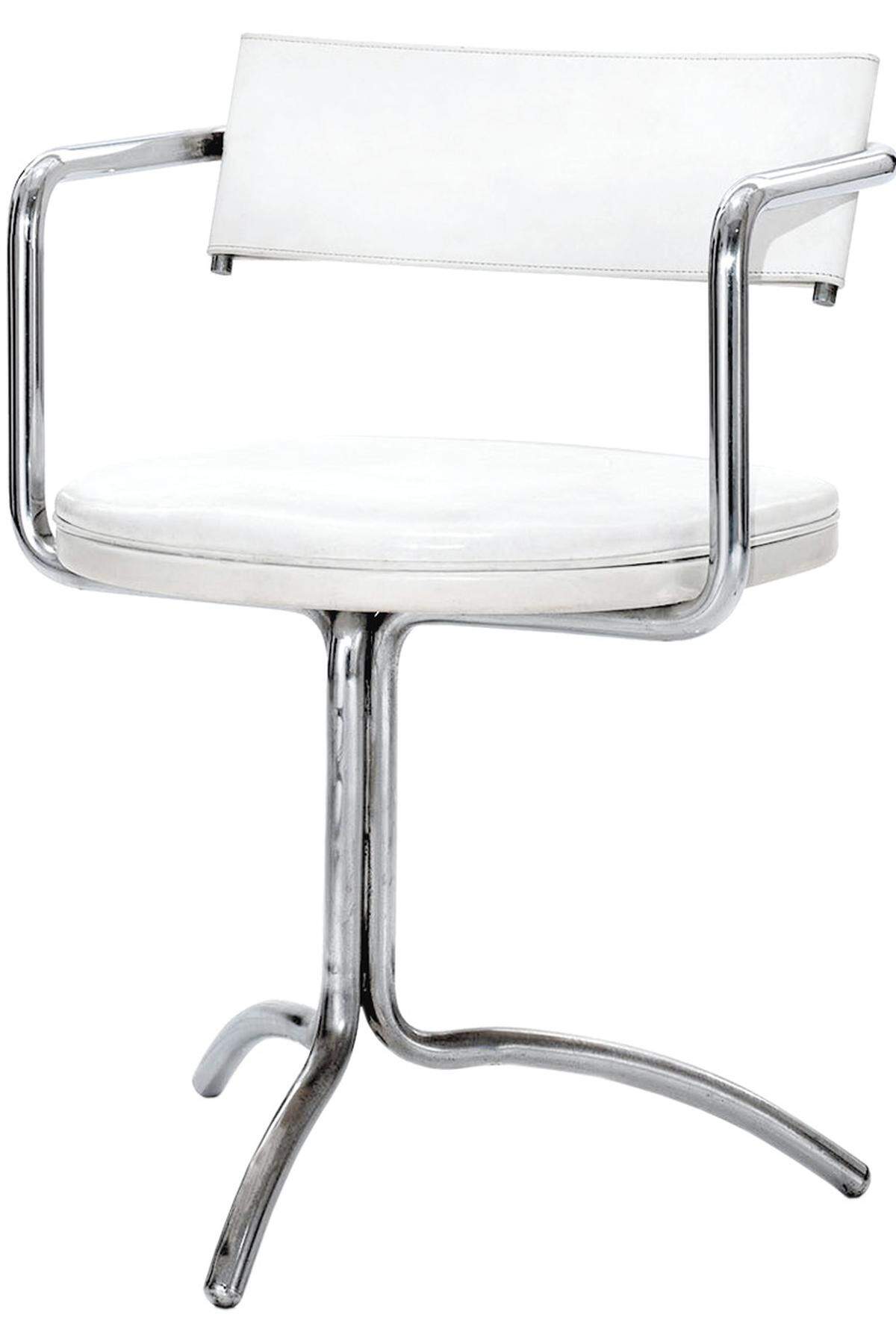 Zwei originale „Mergentime“ Stühle konnten ersteigert werden. Wittmann legt den Stuhl jetzt neu auf.Liegewiese