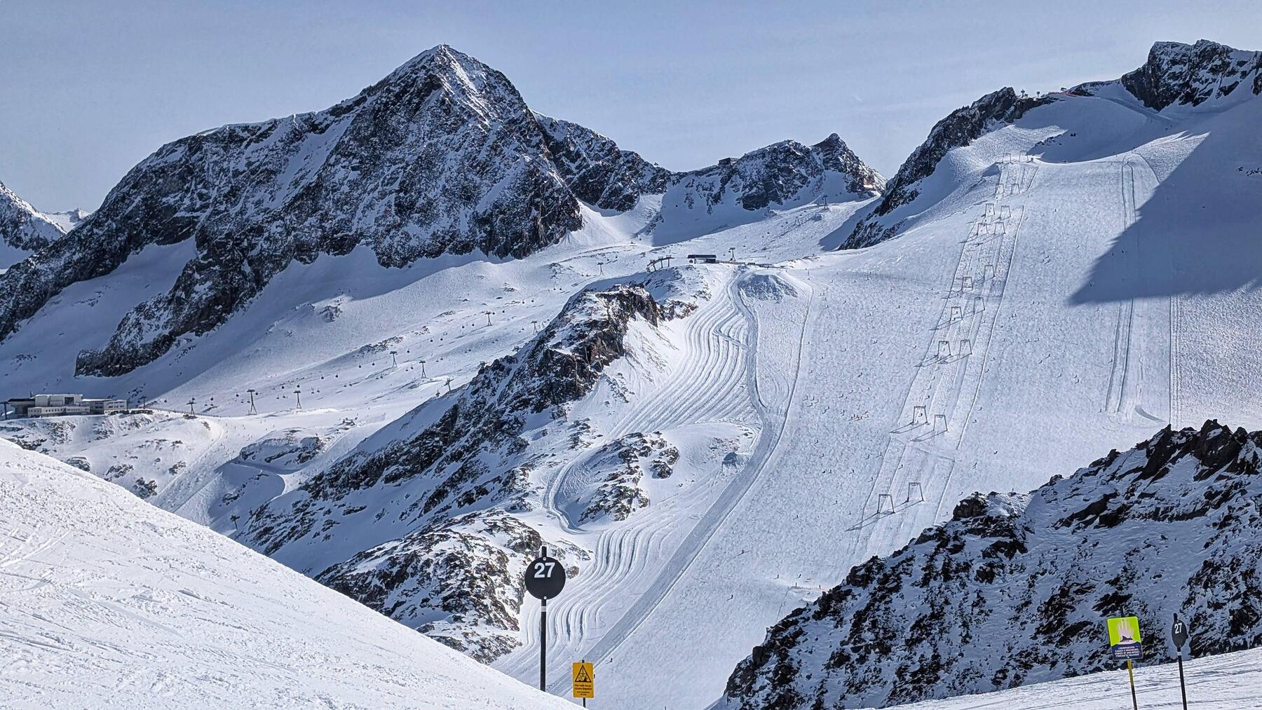 Zwei Schwerverletzte bei Lawinenabgang in Tirol