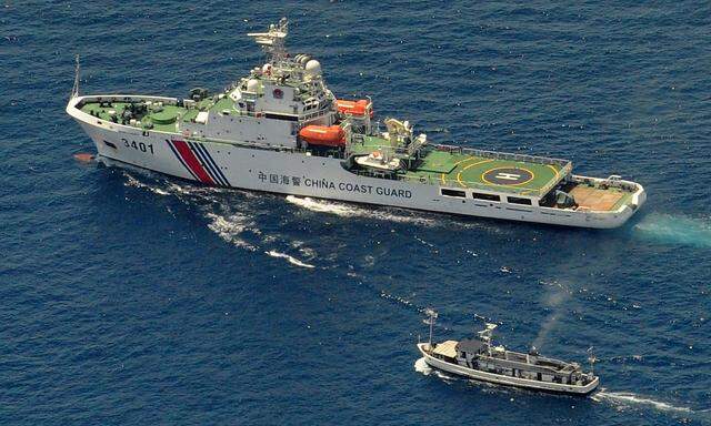 Archivbild vom März 2014, also die chinesische Küstenwache und ein Versorgungsboot der Philippinen sich schon einmal in die Quere kamen.