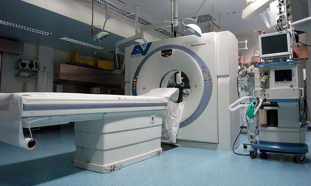 CT-Gerät in Wiener Spital