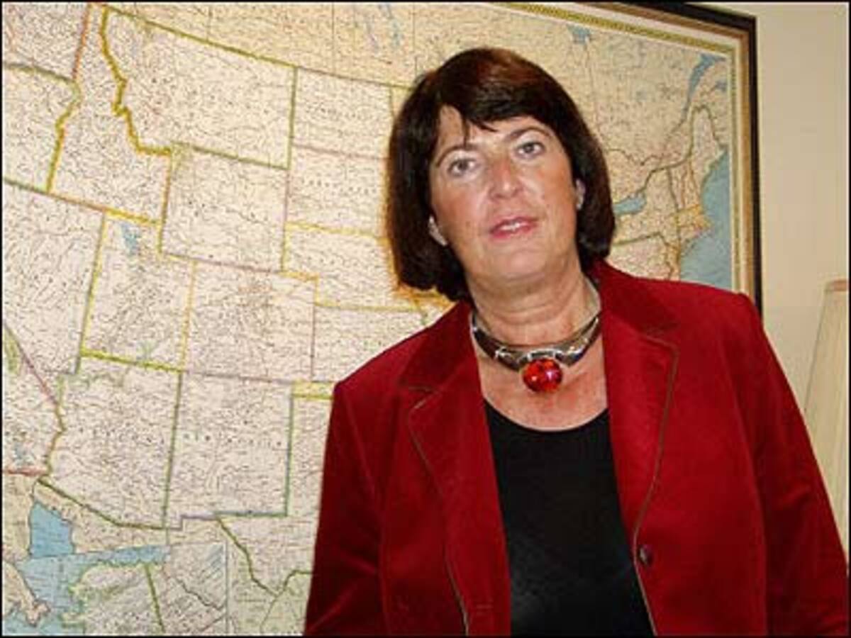 Für das Außenamt wird die Suche schwierig: Dass Eva Nowotny, Botschafterin in Washington, ihre Jobs für ein kurzzeitiges Gastspiel in der Politik aufgibt, ist schwer vorstellbar.