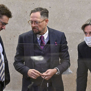 Anwalt Jörg Zarbl, Anwalt Norbert Wess, Angeklagter Karl Heinz Grasser