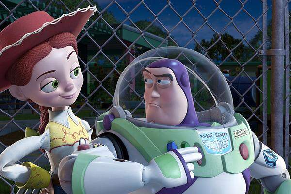 "Toy Story 3" aus dem Jahr 2010 brachte Disney über eine Milliarde Dollar, "Cars 2" (2011) 559 Millionen Dollar ein. Weitere Pixar-Filme unter Disney-Patronanz: "Up" (2009; 731 Millionen Dollar Einnahmen), "Wall-E" (2008; 521 Millionen), "Ratatouille" (2007; 623 Millionen), "Cars" (2006; 461 Millionen).