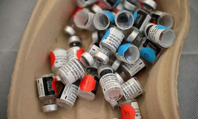 Frankreich setzt sich ambitionierte Impf-Ziele.