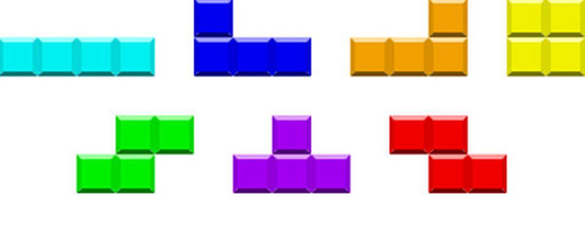 Tetris basiert auf dem Puzzlespiel Pentomino, bei dem eine Fläche mit 12 speziell geformten Steinen ausgefüllt werden muss. Jedes Element besteht aus fünf kleinen Quadraten, woraus sich auch der Name ableitet (das griechische Präfix "penta" bedeutet fünf).