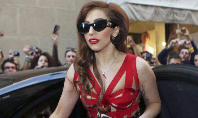 Verletzung Lady Gaga sagt