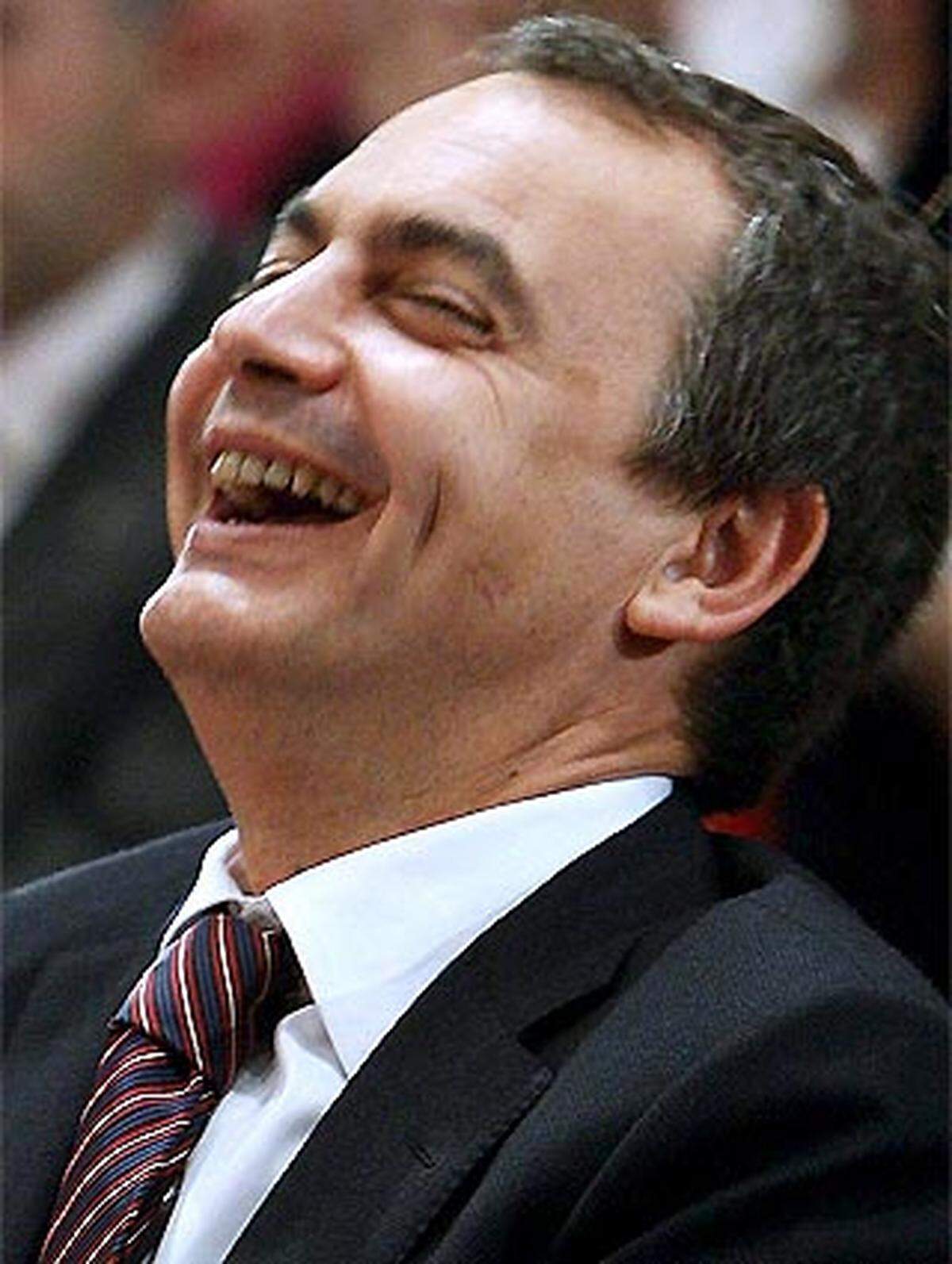 Viele Spanier empfanden Zapateros freundliche Art und seinen ruhigen neuen Politikstil als angenehme Erholung zum aggressiven Amtsvorgänger Jose Maria Aznar.