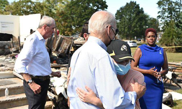 Joe Biden in Louisiana, wo Hurrikan "Ida" schwere Zerstörung angerichtet hat.