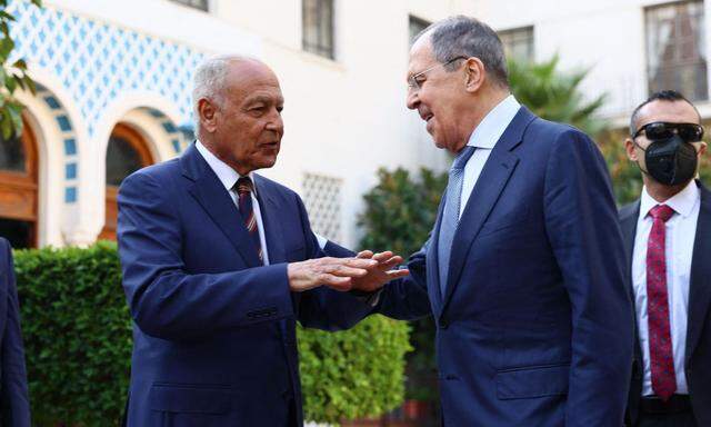 Lawrow am Sonntag mit dem Generalsekretär der Arabischen Liga, Ahmed Abul Ghei.