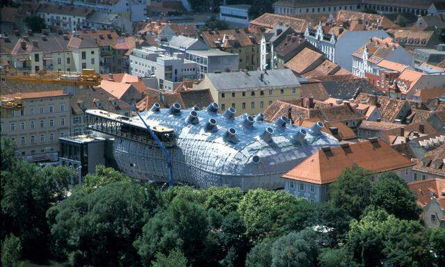 Das Kunsthaus ist von außen ein gern fotografiertes Must-have-seen, aber die Zahl der Grazer, die es schon einmal von innen gesehen haben, ist überschaubar.