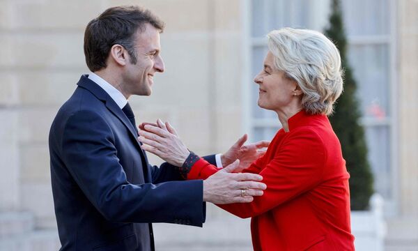 TOPSHOT-FRANCE-EU-POLITICS-DIPLOMACY