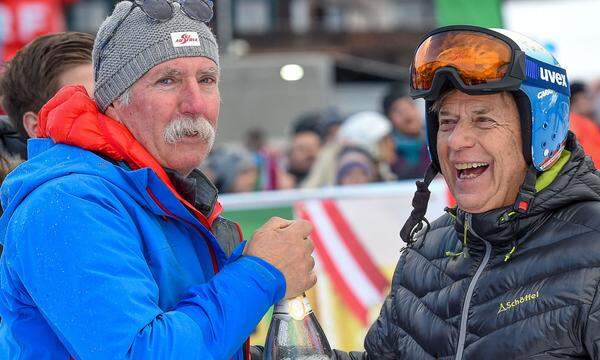 Begleitet von seinem Vater Ferdinand, vermarktet von ÖSV-Präsident Peter Schröcksnadel.