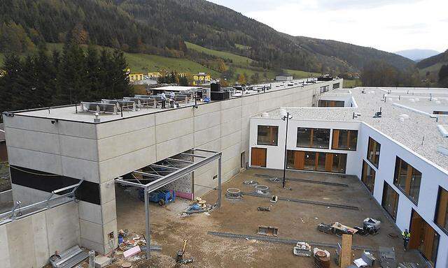  Bauarbeiten am neuen Schubhaftzentrum Vordernberg, Aufnahme von Ende Oktober.
