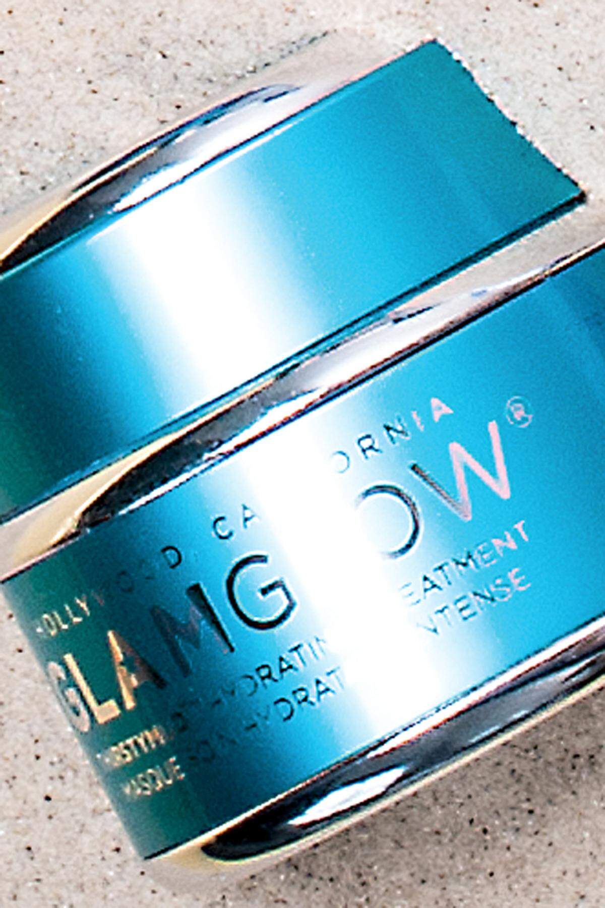 Feuchtigkeit spendende „Thirstymud“-Maske von Glamglow, um 50 Euro.