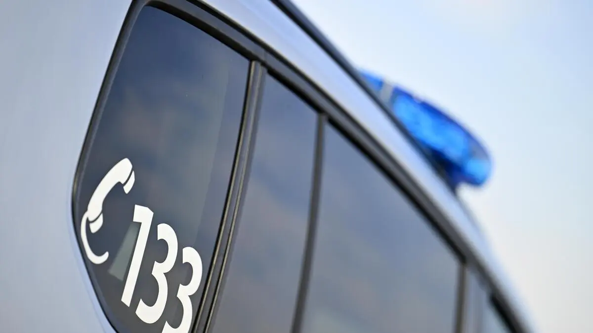 Wien-Favoriten-Mann-von-15-Personen-bedr-ngt-und-auf-offener-Stra-e-niedergestochen