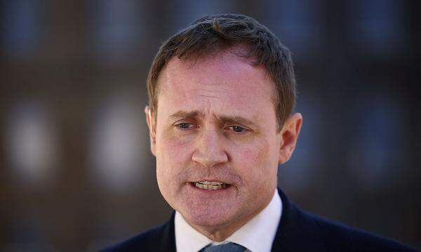 Tom Tugendhat (49) sparte nie mit Kritik an Johnson - und hatte daher wohl bisher keinen Regierungsposten. Der als moderat geltende Kandidat musste nach der dritten Abstimmungsrunde in der Fraktion die Segel streichen.