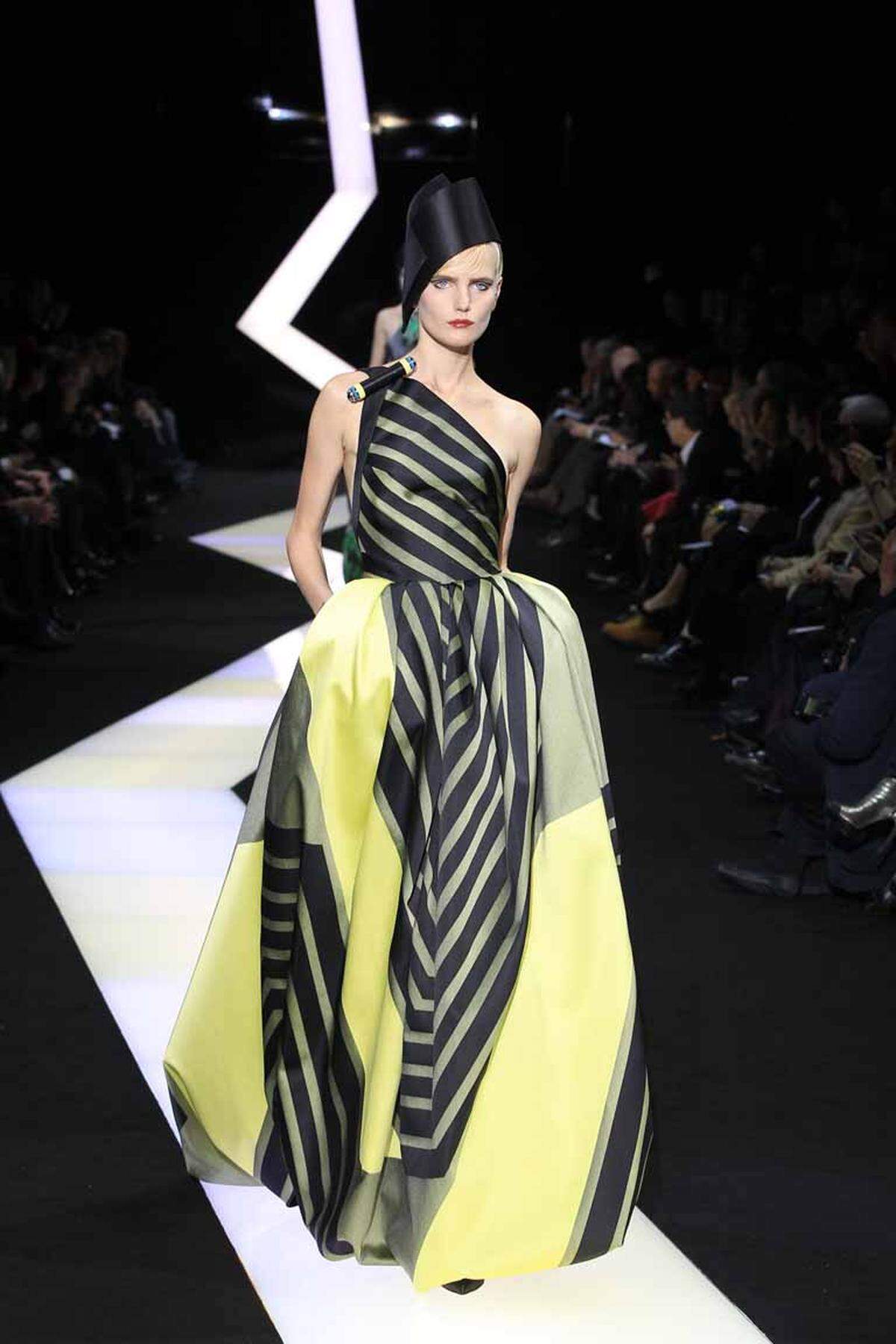 Haute Couture SS13: Giorgio Armani Prive