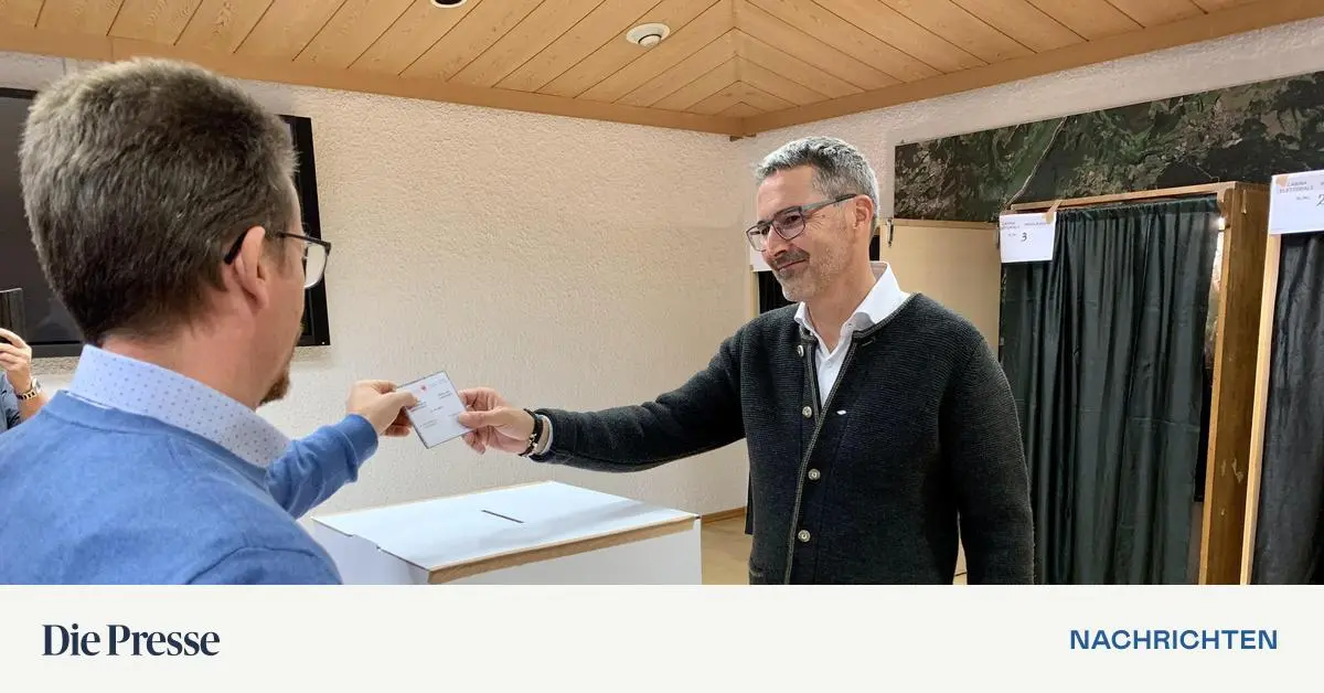 “Restoring” autonomy: Arno Compacher returns to…