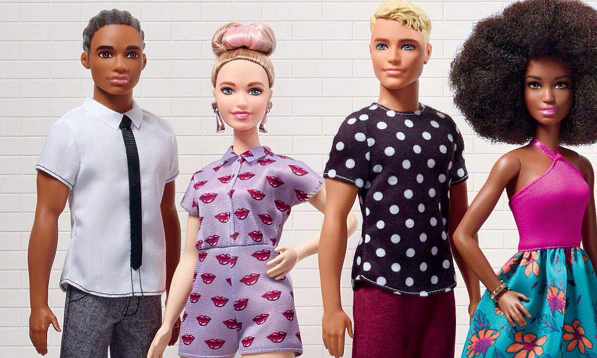 Mit der Neuerfindung seiner berühmten Puppen will sich Mattel dem Abwärtstrend in den Verkaufszahlen entgegenstemmen. Das Unternehmen wolle Ken und Barbie für die junge Generation "neu definieren", sagte Vizechefin Lisa McKnight.  