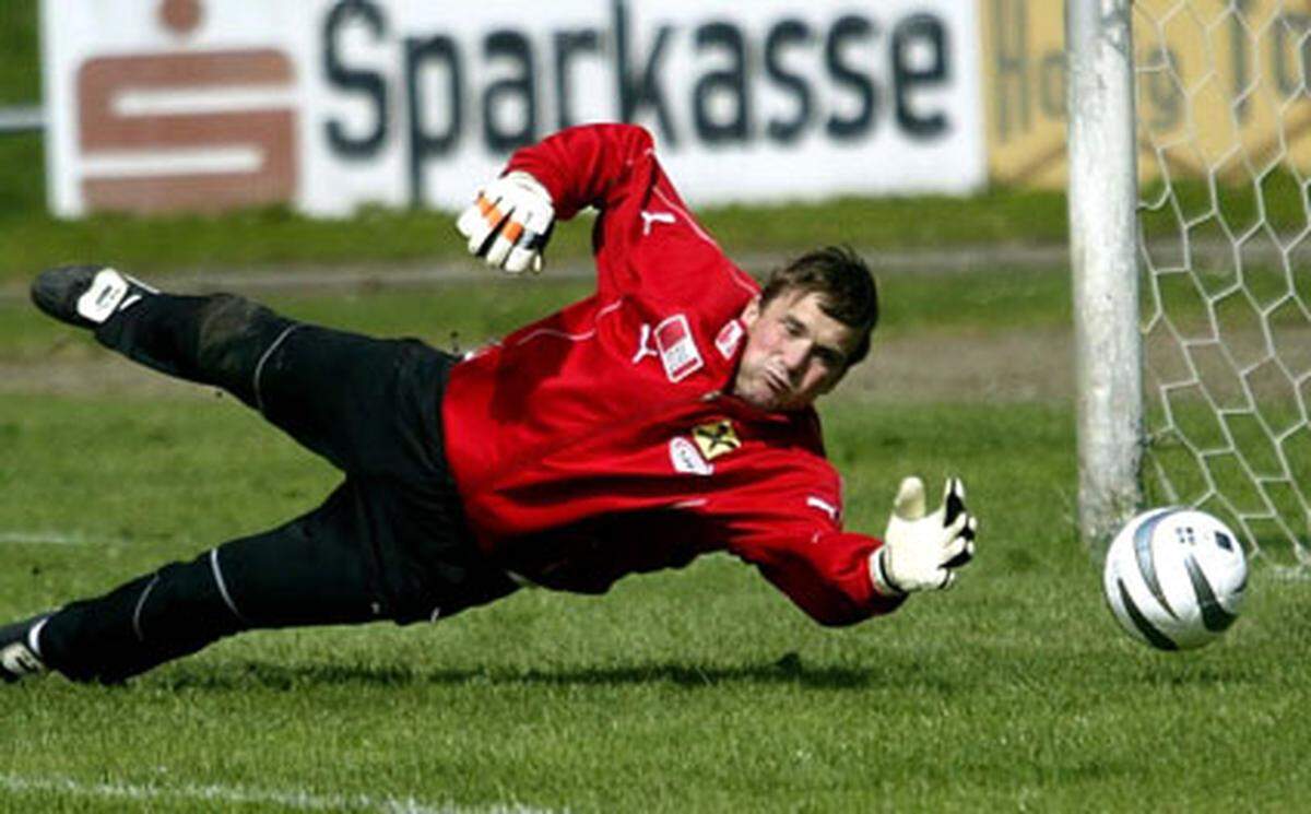 Der damalige Salzburg-Torwart hatte die kürzeste Teamkarriere von allen: Beim 0:0 gegen Russland im Mai 2004 wechselte ihn Teamchef Hans Krankl in der 90. Minute für Thomas Mandl ein. Immerhin hielt Arzberger in seiner Teamminute sein Tor sauber.