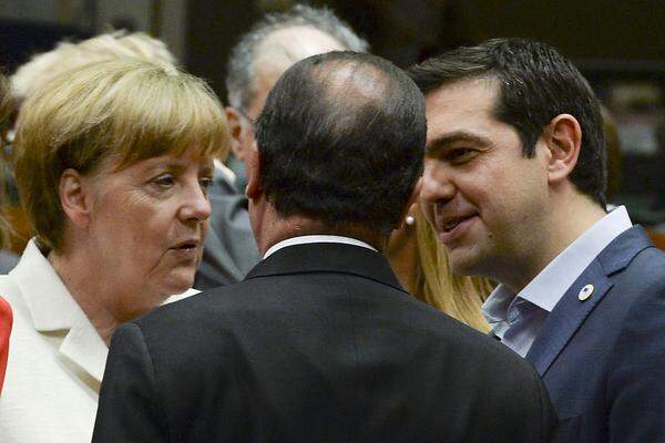 Die drei auf die es vor allem ankam: Deutschlands Kanzlerin Merkel, Frenkreichs Präsident Hollande und natürlich der griechische Regierungschef Tsipras auf der hartnäckigen Suche nach einer Lösung.