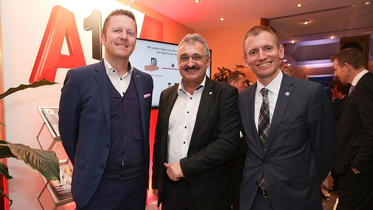 A1 Business Development Manager Jens Fritsch, Bechtle-Geschäftsführer Robert Absenger und A1 COO Enterprise Martin Resel (v.l.).