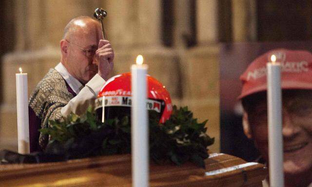 AUTO-PRIX-AUT-LAUDA-FUNERAL