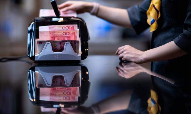 China möchte die internationale Bedeutung seines Yuan gern steigern. Allerdings ist dieser – anders als US-Dollar oder Euro –  nicht frei konvertierbar.