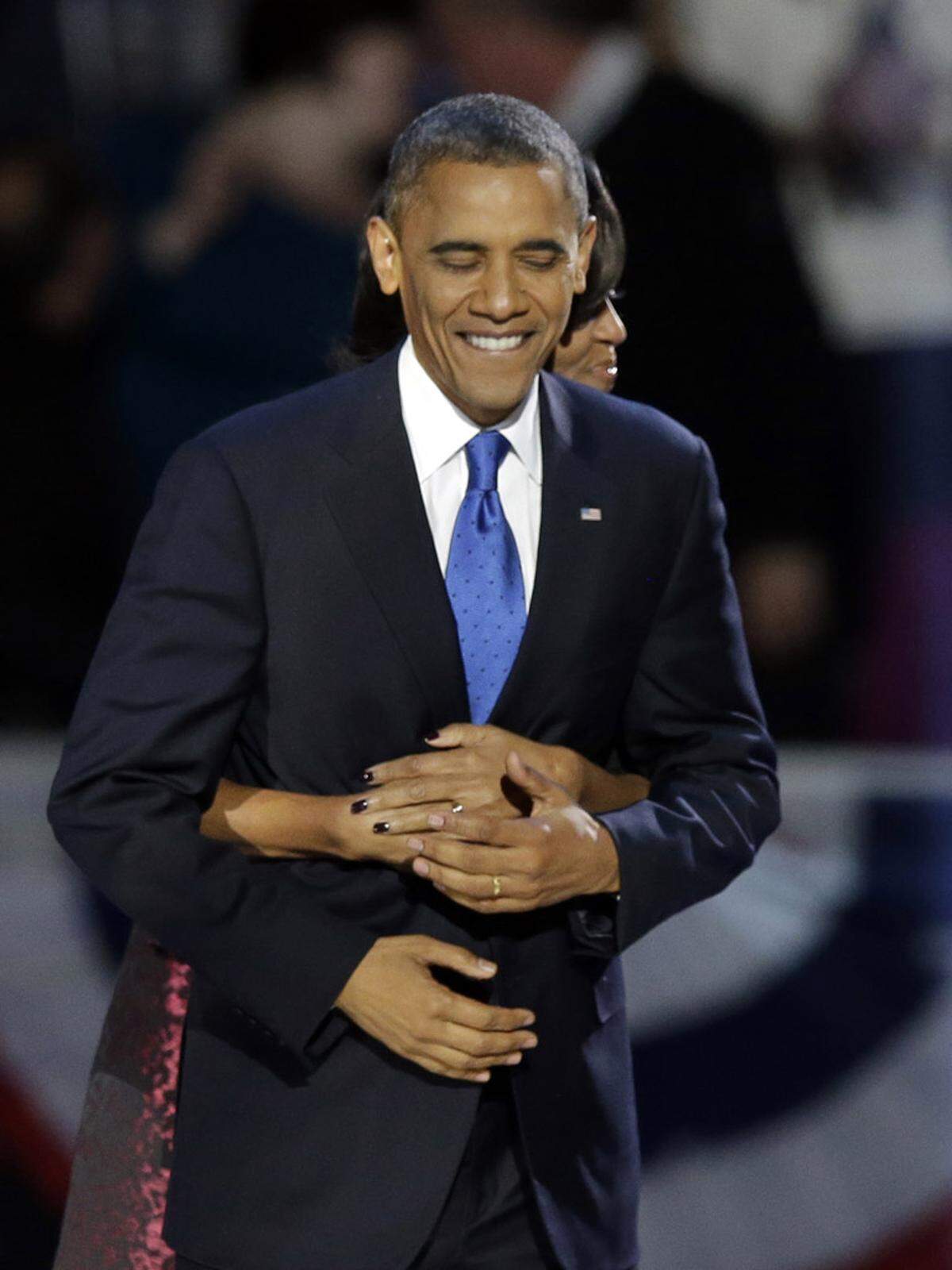 Obama an "die Frau, die sich vor 20 Jahren entschlossen hat, mich zu heiraten": "Michelle, ich habe Dich niemals mehr geliebt!"