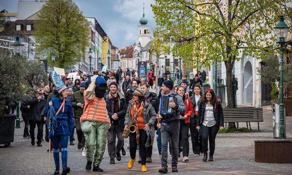 Zum dritten Mal Kultur und Eisenstadtwandern: „Umgang“.