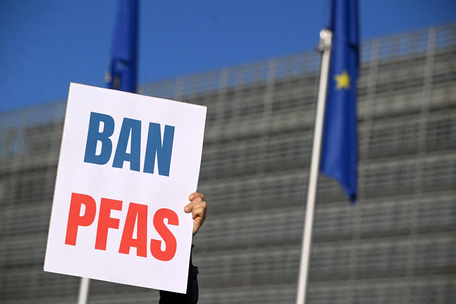 EU-Behörde empfiehlt Verbot von PFAS-Chemikalien - mit Ausnahmen