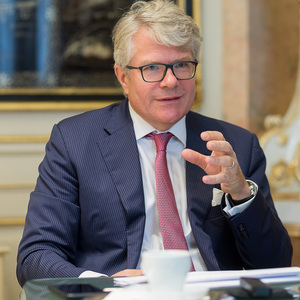 Dem Herdentrieb sollte man nicht nachgeben, sagt Constantin Veyder-Malberg.