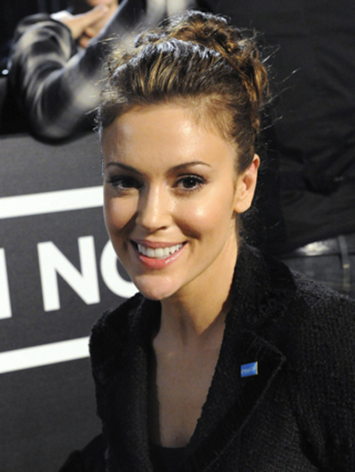 Unzählige Showgrößen saßen an den Spendentelefonen, um Geld für Haiti zu sammeln. Unter anderem engagierten sich Alyssa Milano,