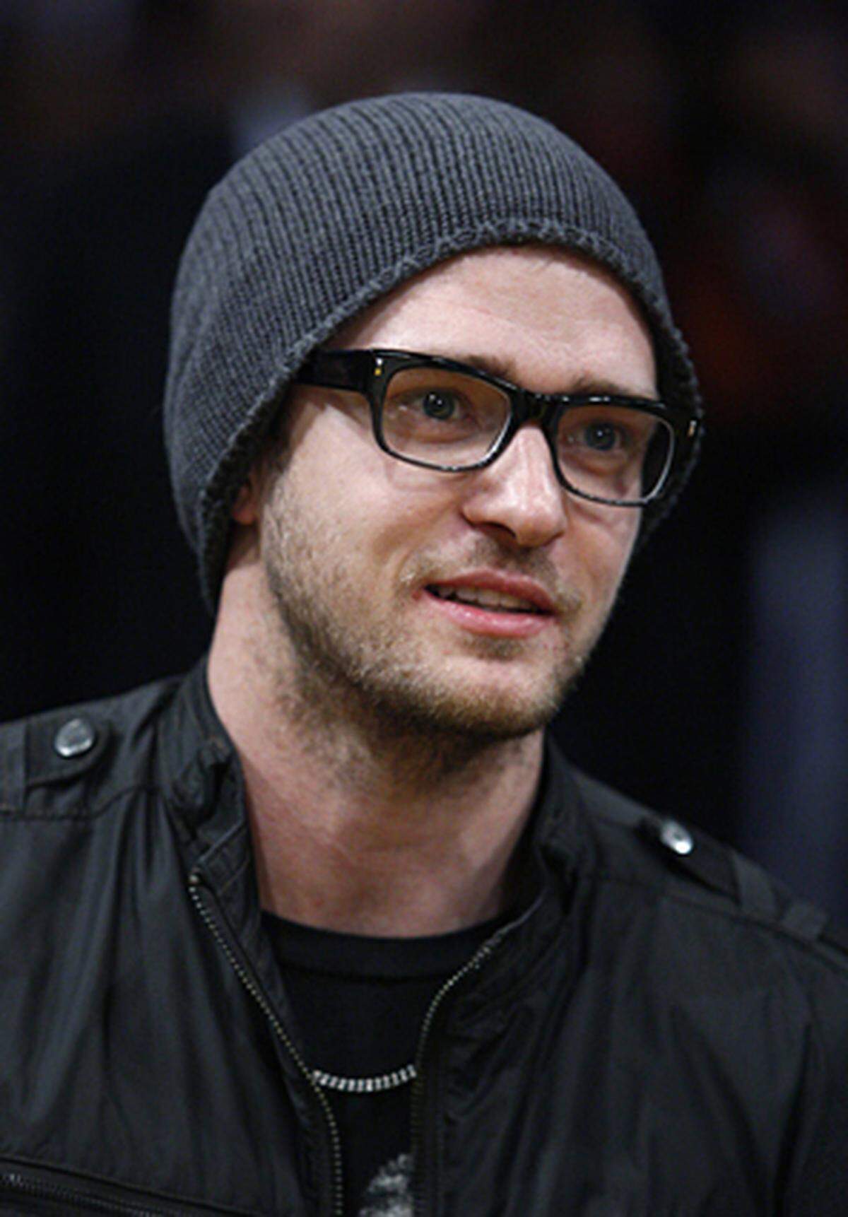 Dieses Schicksal teilt Justin Timberlake, seine Zwillingsschwester Laura starb kurz nach der Geburt. In seinen ersten "N'SYNC"-Alben widmete er ihr verschiedene Textzeilen.