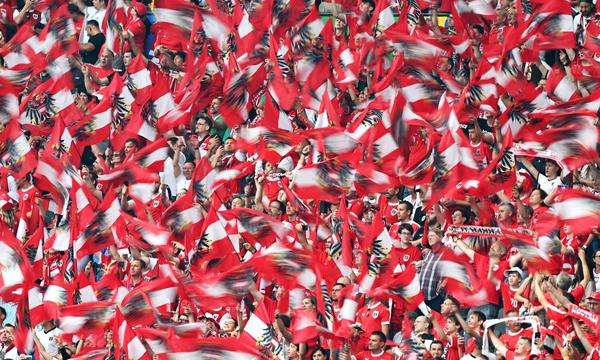 Fans der österreichischen Nationalmannschaft bei der EM