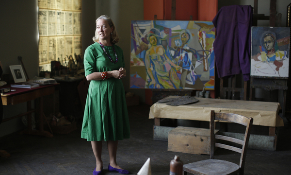 Agnes Husslein-Arco, hier im Atelier ihres Großvaters, des Malers Herbert Boeckl. Husslein steht wegen Verstößen gegen Compliance-Vorschriften in der Kritik. Ihre Ära als Belvedere-Chefin dürfte bald zu Ende gehen.