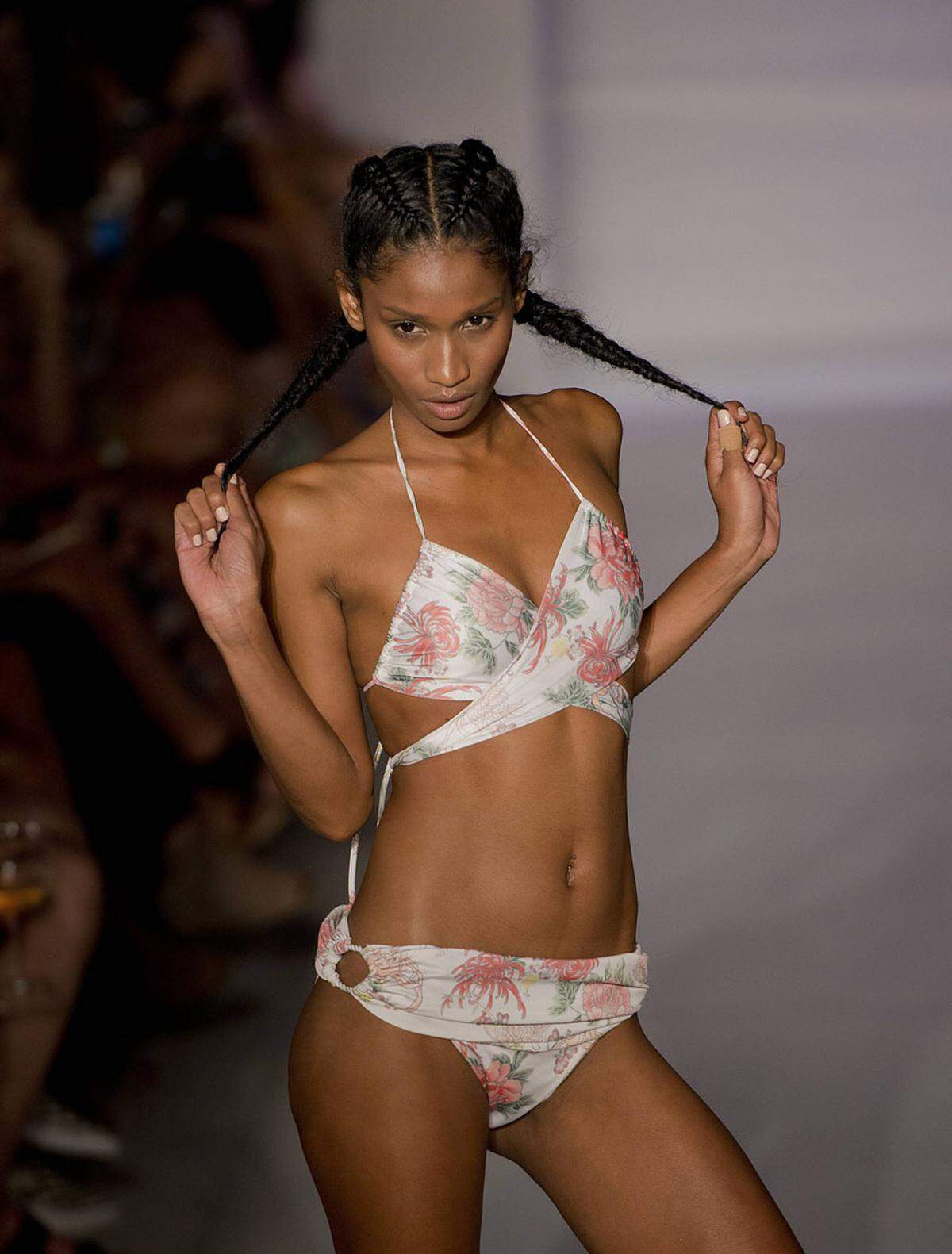 Weitere Looks der Miami Swim Week