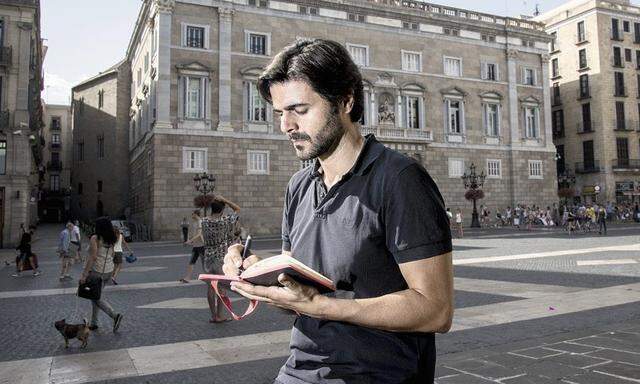 Juan Moreno, geboren 1972 in Spanien, ist seit 2007 freier Reporter für den „Spiegel“. Sein Buch „Tausend Zeilen Lüge“ erschien soeben bei Rowohlt.