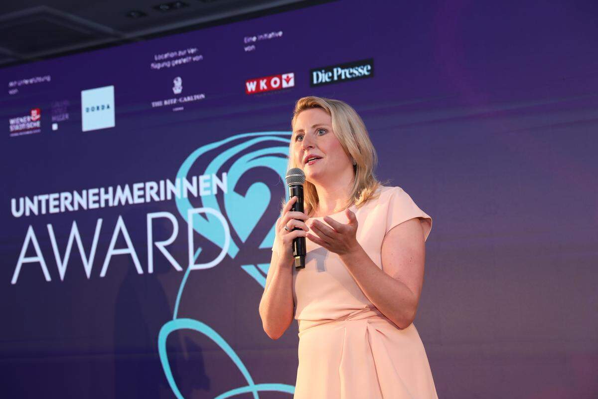 Susanne Raab, Bundesministerin für Frauen, Familie, Integration und Medien im Bundeskanzleramt, freute sich über die rege Teilnahme beim Unternehmerinnen Award 2022.