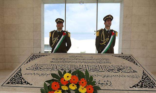 Noch ruht er nicht in Frieden: Das Grab Jassir Arafats in Ramallah