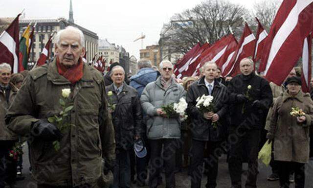 Lettland: SS-Veteranen feiern ''Tag der Legion''