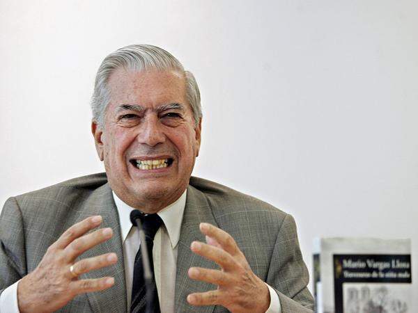 Vargas Llosa heiratete später seine Cousine Patricia Llosa, mit der er drei Kinder hat. Diese Beziehung zu Julia Urquidi verarbeitete er später in seinem Roman "Tante Julia und der Kunstschreiber".